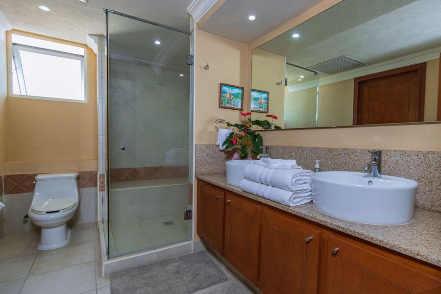 Grand Venetian 2204 photo 9