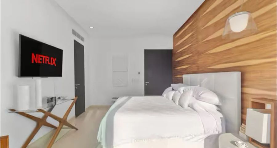 Luxury Beach Front Condo 21st Floor Views photo 16