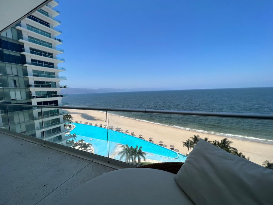Peninsula Vallarta 9C photo 16