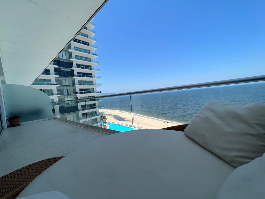 Peninsula Vallarta 9C photo 18