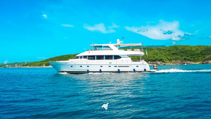 FRATELLO — 85 ft luxury Motor Yacht charter in Puerto Vallarta